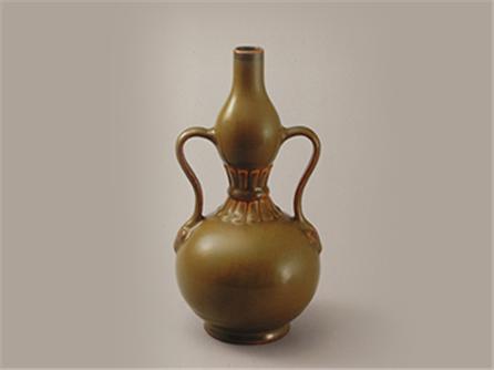  雍正款鳝鱼黄釉绶带葫芦瓶 清雍正（1723-1735年）